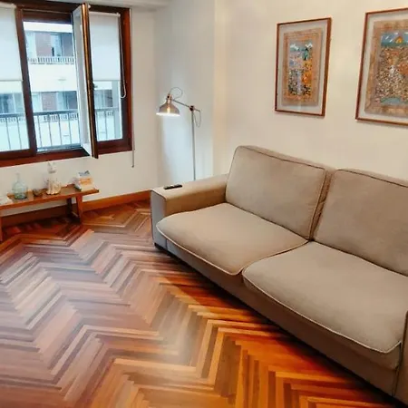 Spacious Confortable Next And Pintxos Area Apartment