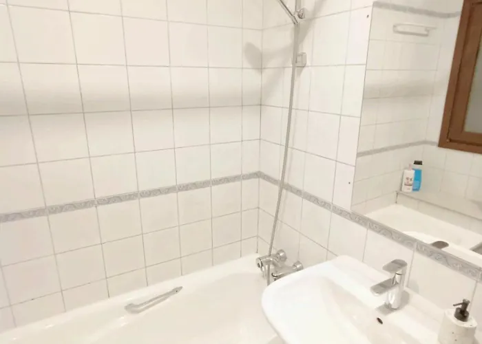 Spacious Confortable Next And Pintxos Area Apartment